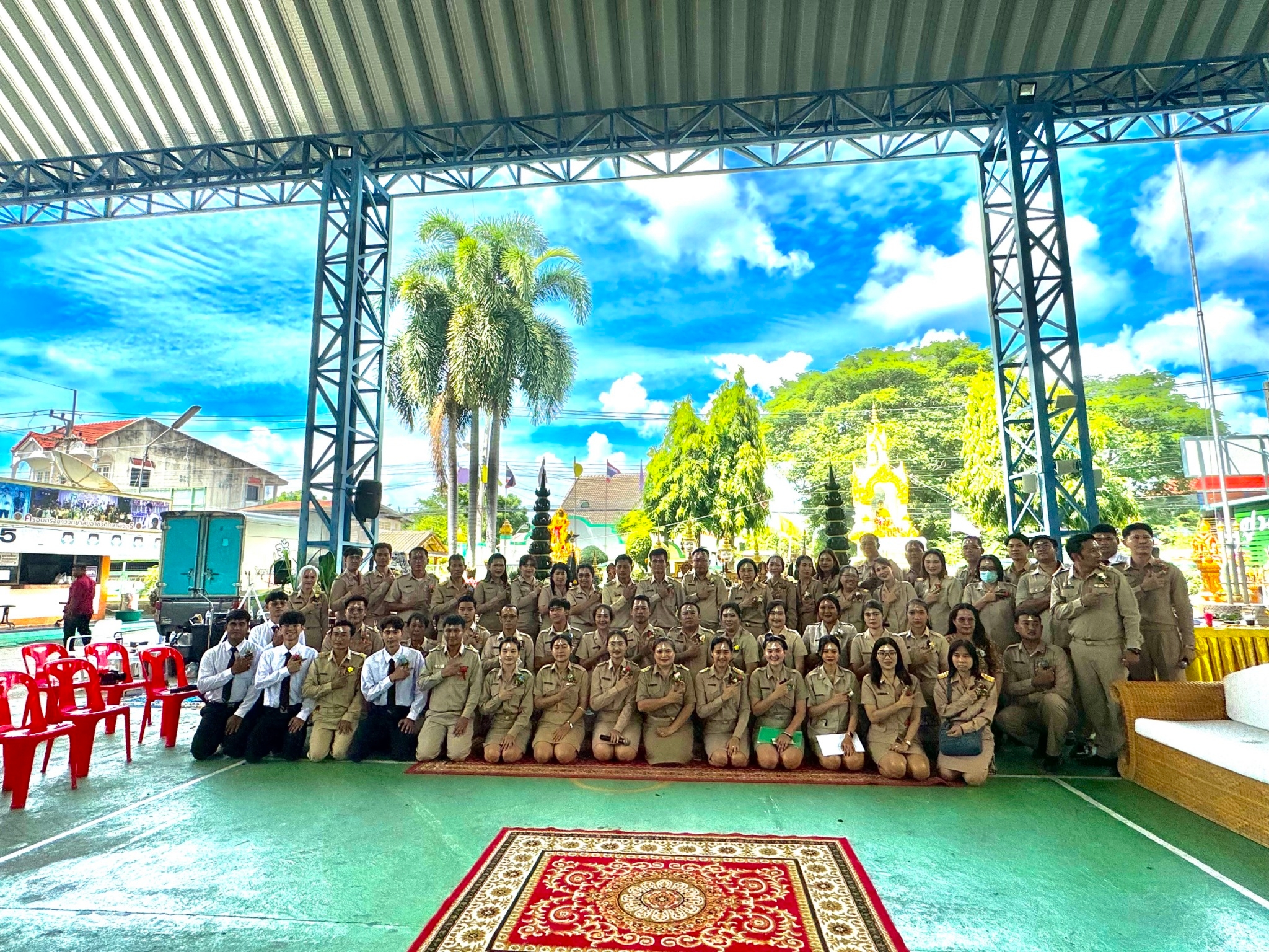 พิธีไหว้ครู เพื่อแสดงถึงความรัก ความกตัญญู รวมถึงความเคารพนับถือที่มีต่อครู-อาจารย์