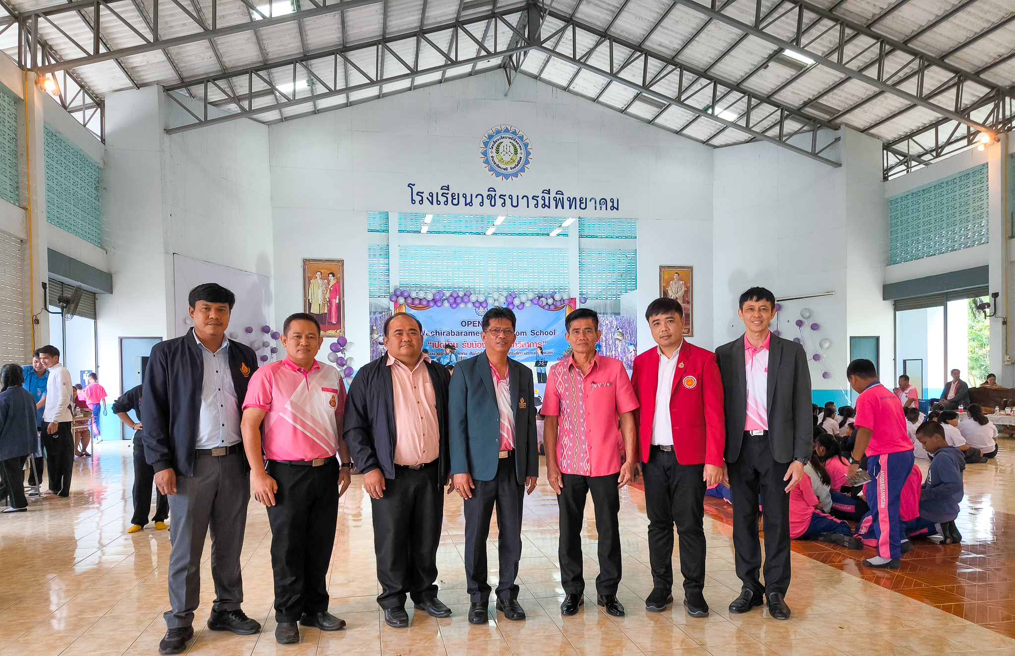 งานวันเปิดโลกวิชาการ โรงเรียนวชิรบารมีพิทยาคม ประจำปีการศึกษา 2567 วิถีการเรียนรู้สู่โลกอนาคต”THE LEARNING WAYS OF THE FUTURE WORLD”