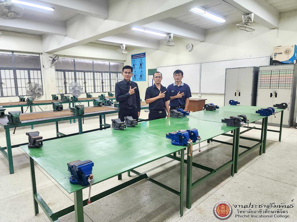 โครงการพัฒนาปรับปรุงซ่อมแซมห้องเรียน แผนกวิชาเทคนิคพื้นฐาน